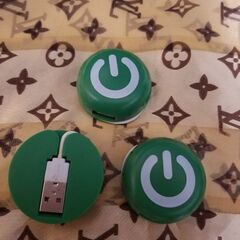 USBハブ　4ポート　新品　3個セットの画像
