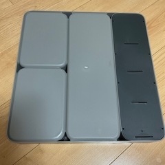 ジョセフジョセフ　カトラリーケースの画像