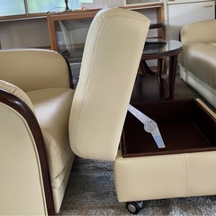 maruniマルニ木工　アンティーク家具　スツール　足置き オットマンの画像