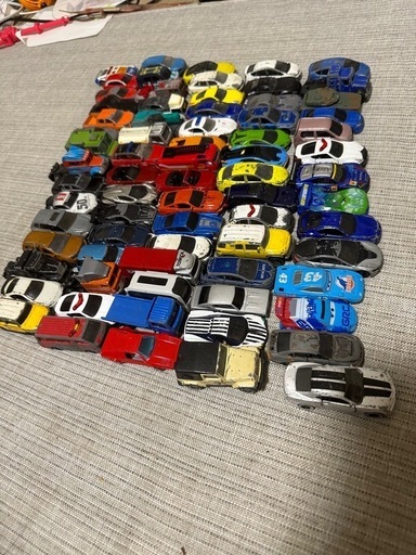 トミカ
