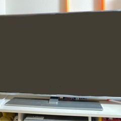 50インチ液晶テレビ