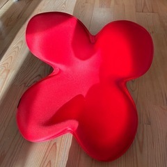 背筋ピン　骨盤サポートの椅子