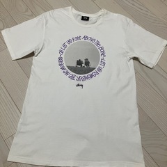 ステューシー ロゴプリントTシャツの画像