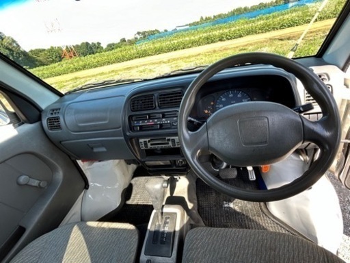 平成12年スズキキャリイ　4WD 軽キャブオーバ　オートマ、エアコン付き　車検年付き 引き取りは千葉県 我孫子市から。
