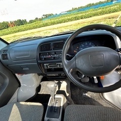 平成12年スズキキャリイ　4WD 軽キャブオーバ　オートマ、エアコン付き　車検年付き 引き取りは千葉県 我孫子市から。の画像