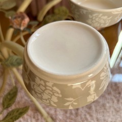 グラタン皿　小鉢　花柄　２枚セット 径11×高さ4センチの画像