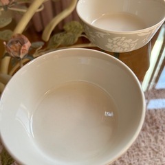 グラタン皿　小鉢　花柄　２枚セット 径11×高さ4センチの画像