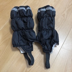 サイズ100スノーウェアと雪よけセットの画像