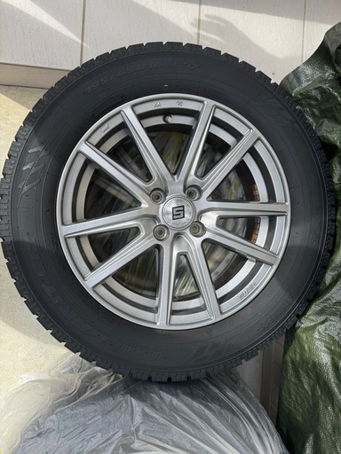 冬タイヤ　スタッドレス　4本セット　16インチ