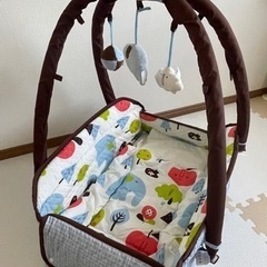 ポータブルベッド＆プレイジムの画像