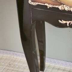 アンティーク調　サイドテーブル（破損）の画像