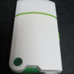 USB充電　携帯シェーバー、サイズ=21×54×100mm