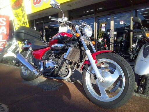 NO 5183カワサキ　エリミネーター２５０Ｖ　水冷４サイクルＶツインエンジン　　リヤボックス付き　レッド＆ブラック