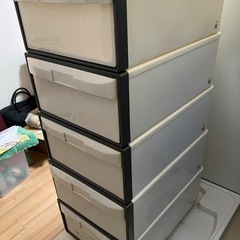 押入れ用衣装ケース×5ヶセットの画像