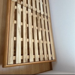 シングルベッド、未使用品のマットレス付きの画像