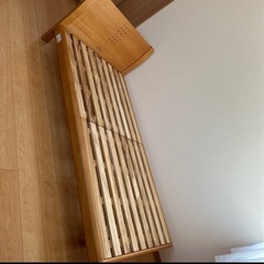 シングルベッド、未使用品のマットレス付き