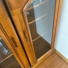 決まりました！！食器棚の画像