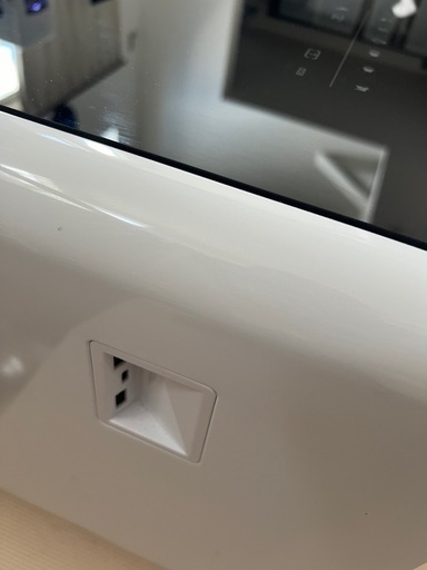 10月29日まで引き取り限定の方は10万円にします。スマートテーブルSTB90-B 冷蔵庫と冷凍庫付き！スピーカー、USB付き　今年2
