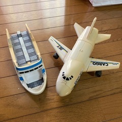 トミカ　船　飛行機  11月まで