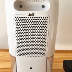 除湿機　シンプルデザインの画像