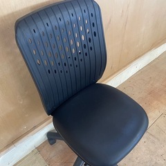 101502  オフィスチェアの画像