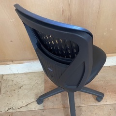 101502  オフィスチェアの画像