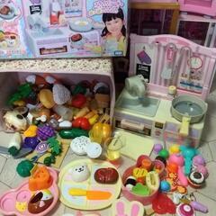 タカラトミーりかちゃん、まとめ売り カークランドドールハウスの画像