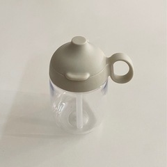 【新品同様の美品】キントー ストローマグ 260ml BONBO ボンボ 子供用食器 トライタン樹脂製の画像