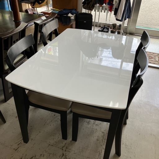 A2410-375 ダイニングテーブル＋イス４脚セット※バラ売り不可 傷あり