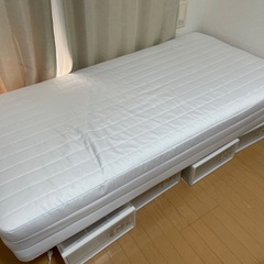 【美品】無地良品　足付きマットレス
