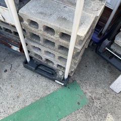 コンクリートブロック　重石　DIY