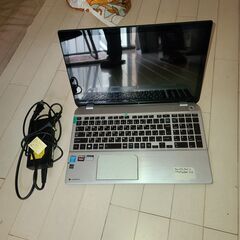 DynaBook T954/89Lジャンク品差し上げます。但し、...