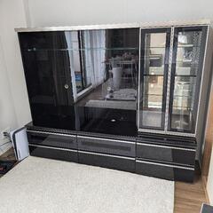 パモウナのテレビボードとサイドボード