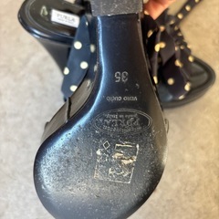 期間限定❗️お値下げ中❗️
早い者勝ち秋断捨離セール！FURLAサンダルの画像