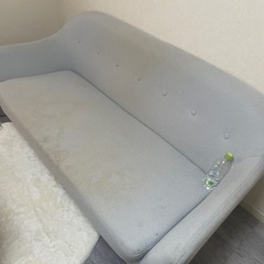 pcテーブル&2人掛けソファの画像