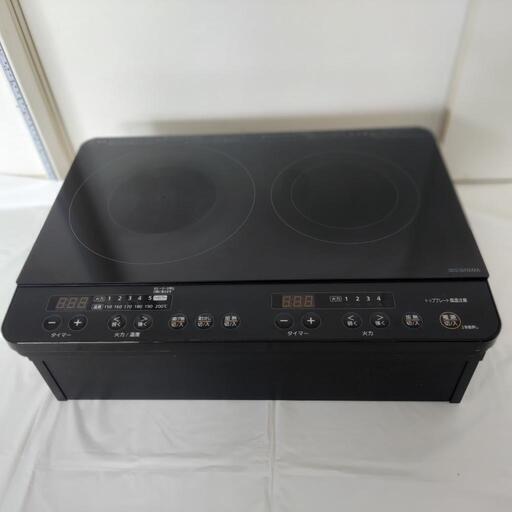 ★2口IH電磁調理器【美品】アイリスオーヤマ／IHK-WKT22-B／1400W(100V)※サイズ:cm  幅56、奥行き40、高さ18◎専用台付属