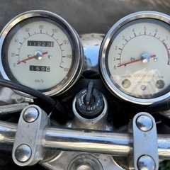YAMAHA SR400の画像