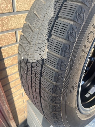 【受け渡し者様決定】最終値下げ215/55R17スタッドレスタイヤセット