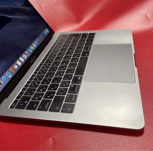 パソコン MACBOOK PRO 2017 RAM 8G
