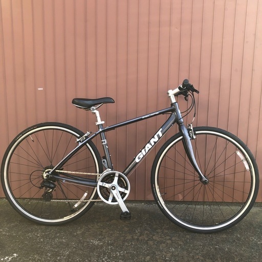 【取引終了しました】大幅値下げ　GIANT  エスケープR3タイヤ、チェーン、クランクなど新品多数交換済み