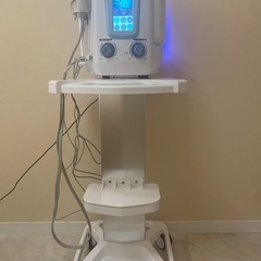 毛穴吸引機器＆美容機器トロリー（ワゴン）