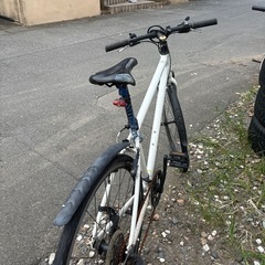 スポーツタイプの自転車の画像