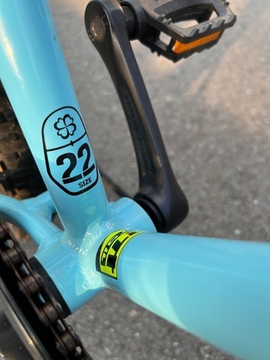 ヨツバサイクル　子ども自転車　22インチ