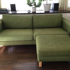 IKEA のソファの画像