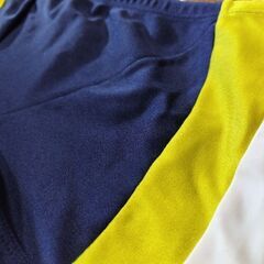 ヒーロースイミング　水着　Sの画像