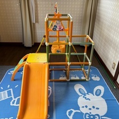 アンパンマンジャングルジムの画像