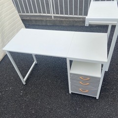 パソコンデスク