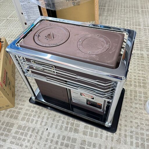 【ジモティー特別価格】サンポット 煙突式ストーブ KSH-10K7 Q 2019年製