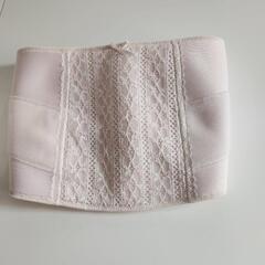 マタニティ用品4点
