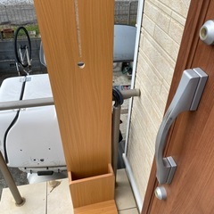 掃除機スタンドの画像